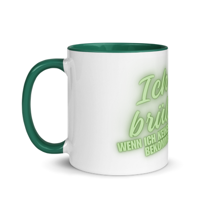 Seitenansicht einer weißen Kindertasse mit dunkelgrünem Henkel und dem Spruch „Ich brüll, wenn ich keinen KABA bekomme!“.